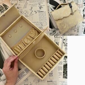 Vintage NEW Tuscan Design Jewelry Scalloped‎ Travel Organizer Box Bag